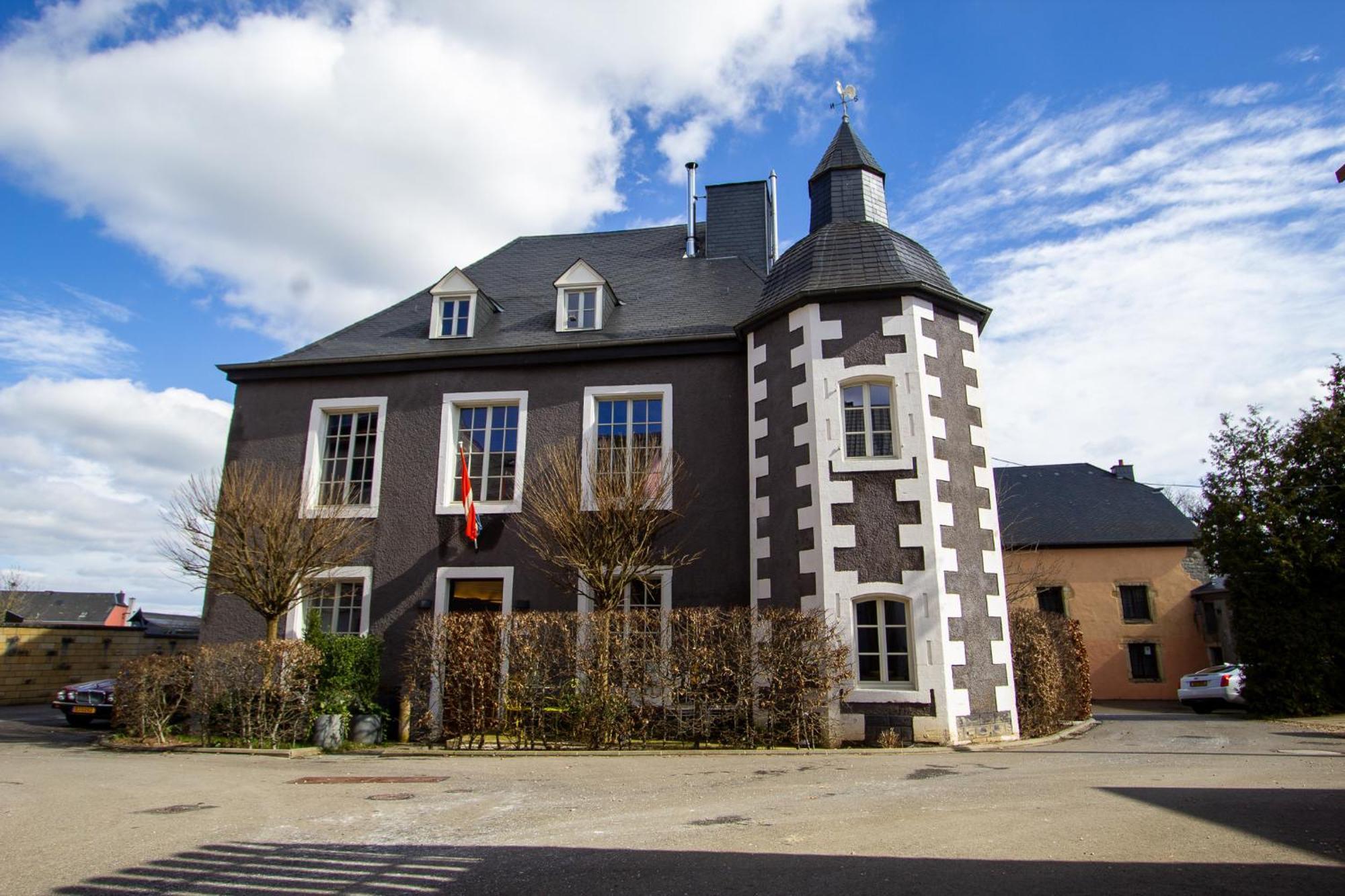 Chateau De Clemency